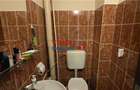 Apartament de vanzare cu 3 camere in Cetate - 2