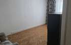 Ofer spre inchiriere apartament cu 3 camere,etaj 3,Robea
