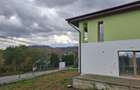 Casa noua in Tocile - individuala - priveliste deosebita spre munti - 9