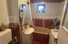 Apartament de vanzare, cu 3 camere, 57 mp, zona Micro 17 - 1