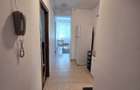 Inchiriez apartament mobilat, situat pe Bulevardul Carol, aproape de Universitate, la etajul 4/7 - 5