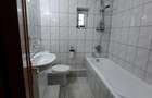 inchiriez apartament 3 camere decomandat - 2