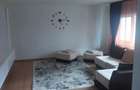 Inchiriez apartament 3 camere - 4