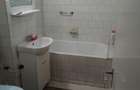 Apartament de vanzare 2 camere decomandat, 55 mp, micro 20