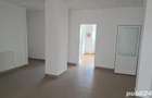 De inchiriat spa?iu 220 mp zona centrala, mezanin, deasupra la Unicredit - 2