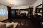 3 camere, decomandat, et 2/8, anvelopat- 13 Septembrie - 17