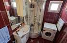 Se vinde apartament 3 camere , situat in Bacau str.Republicii - 1