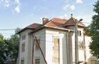 Casă cu Teren 500 Mp în Central - 1