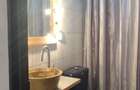 Vand apartament 3 camere