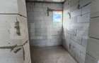 Casă la Roșu pe Dealul Furcilor – 3 Dormitoare, Subsol, Living Separat, 3 Băi
