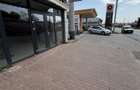 Inchiriez Spatiu Comercial e85 langa Rompetrol Ramnicu Sarat,122mp2,380v,tva inclus ded