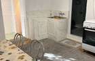 Casă cu 3 camere cu Teren 1800 Mp în Central - 2