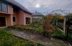 Casă cu 5 camere cu Teren 465 Mp în Dărmănești - 15