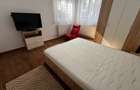 Inchiriez casa Bucurestii Noi 3 camere, renovata si mobilata modern, curte 400mp cu gratar si mobilier, metrou 8min, parcare