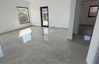 Casa pe un nivel, 3 dormitoare, placa de beton, teren 430 mp Valea