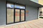 Spatiu comercial, 64mp, Zona C. Roman Vivu