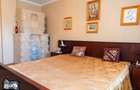 Casa cu etaj in Agas, eleganta clasica si mobila sculptata manual in l - 5