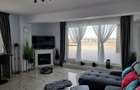 Inchiriez Penthouse - 2 camere cu terasa de 55 mp - direct de la proprietar - contract minim 1 an - 10