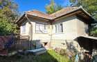 Caianu Teren intravilan 2.800 mp Casa + 2 anexe