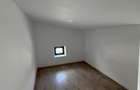 Apartament 3 camere în vilă P+1,  curte Inacului