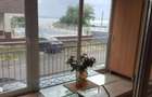 Apartament 3 camere zona Vega Butoaie, cu vedere la lac 149000 euro