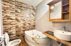 Apartament spatios si modern cu 2 camere si parcare Baciu Petrom