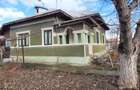 Casă cu 4 camere cu Teren 2940 Mp în Dor Mărunt - 1