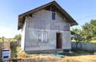 Casa P+M, 80 mp, teren 2.700 mp, zona Moreni - 4