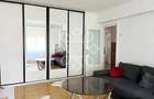 Apartament cu 3 camere de inchiriat pe bld. Stefan cel Mare
