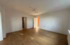 Apartament 62 mp cu gradina si garaj