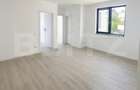Apartament 3 camere + balcon, etaj 1 - 5