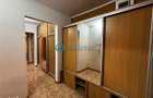 Royal Imobiliare - Vanzare Apartament 3 camere zona 9 Mai - 2