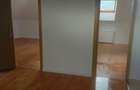 Persoană fizică vând apartament tip mansardă 3 dormitorare + living cu bucatarie - 3