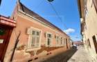 Casa de vanzare - 4 camere, 130 mp - Centrul Istoric