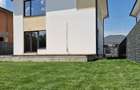 Casa 4 camere Tunari - 2