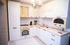 Apartament cu 3 camere în Central - 1