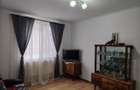 De vanzare apartament 2 camere in zona restaurantului Bradu, etajul 1 - 5