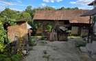 Casa + teren de vanzare 5700 mp Sat Bogdanesti, Com. Bujoreni, 15 km de centrul Rm. Valcea - 1