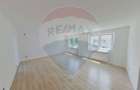 Apartament Cu 4 Camere De Vanzare