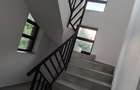 FARA COMISIOANE casa eleganta 5 camere 3 terase P+1+pod 2 placi 1800mp - 8
