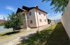 Vila de vis cu gradina - 8