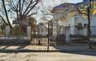 Casa de vanzare in Draganesti Olt cu 3032 mp teren - 3