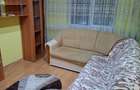 Inchiriez in Focsani,zona Bahne,vis a vis de centrul educational,apartament 3 camere,50 mp,mobilat,300 euro +o luna avans