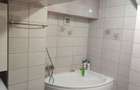 Inchiriez apartament cu 3 camere Resita centru - 6