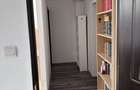Apartament - de vanzare - 3