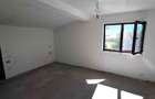 Casă cu 5 camere cu Teren 240 Mp în Câmpineanca
