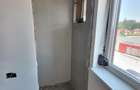 Vand apartament 3 camere, negociabil.