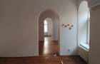 Inchiriere spatiu parter 3 camere Universitate - 2