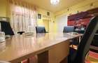 Apartament 3 camere, la casa, 178 mp utili, curte comuna, parter-Modern