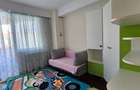 Apart. de inchiriat, 3 cam., bloc nou, ultracentral, deosebit, et 2.